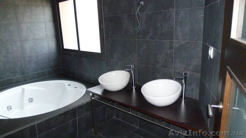 За полцены последние ТХ на побережье под Барселоной - <ro>Изображение</ro><ru>Изображение</ru> #8, <ru>Объявление</ru> #1451621