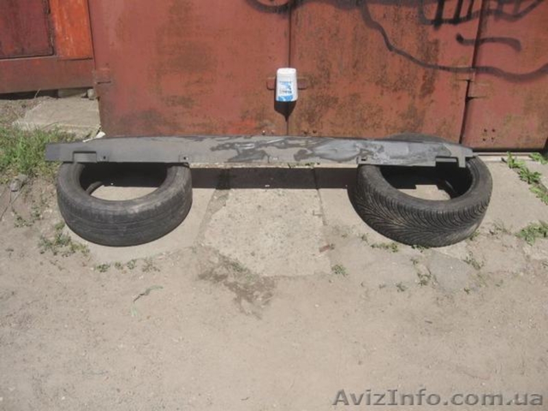 Citroen Berlingo 08- порог накладка порога левая 9685800777 - <ro>Изображение</ro><ru>Изображение</ru> #1, <ru>Объявление</ru> #1460368