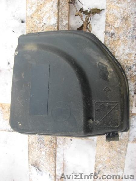 Citroen Berlingo 08-12 Крышка блока предохранителей верхняя 9658418180 - <ro>Изображение</ro><ru>Изображение</ru> #1, <ru>Объявление</ru> #1460382