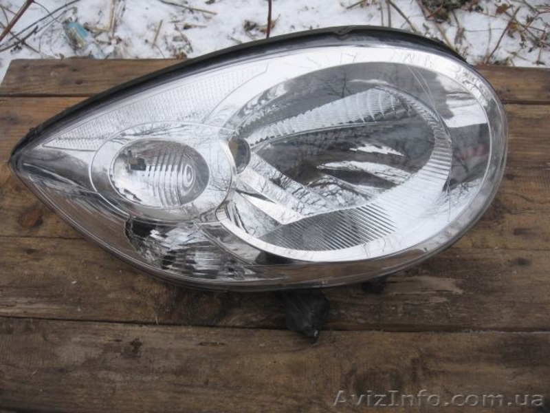 Citroen C1 05-08 фара правая 81110-0H090 - <ro>Изображение</ro><ru>Изображение</ru> #1, <ru>Объявление</ru> #1460418