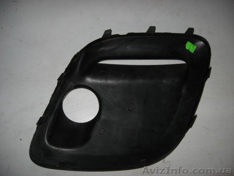 Citroen C1 05-14 заглушка вставка левой противотуманки птф противотуманной фары  - <ro>Изображение</ro><ru>Изображение</ru> #1, <ru>Объявление</ru> #1460476