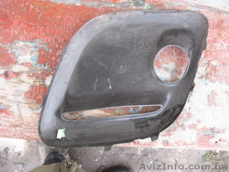 Citroen C1 05-14 заглушка вставка накладка левой противотуманки противотуманной  - <ro>Изображение</ro><ru>Изображение</ru> #1, <ru>Объявление</ru> #1460490