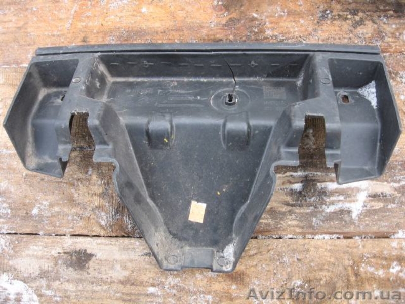 Citroen C4 09-13 кронштейн крепление держатель заднего бампера центральный - <ro>Изображение</ro><ru>Изображение</ru> #1, <ru>Объявление</ru> #1460416