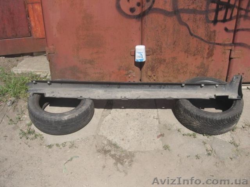 Citroen Berlingo 08- порог накладка порога левая 9685800777 - <ro>Изображение</ro><ru>Изображение</ru> #2, <ru>Объявление</ru> #1460368