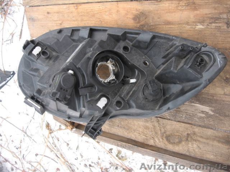 Citroen C1 05-08 фара правая 81110-0H090 - <ro>Изображение</ro><ru>Изображение</ru> #2, <ru>Объявление</ru> #1460418