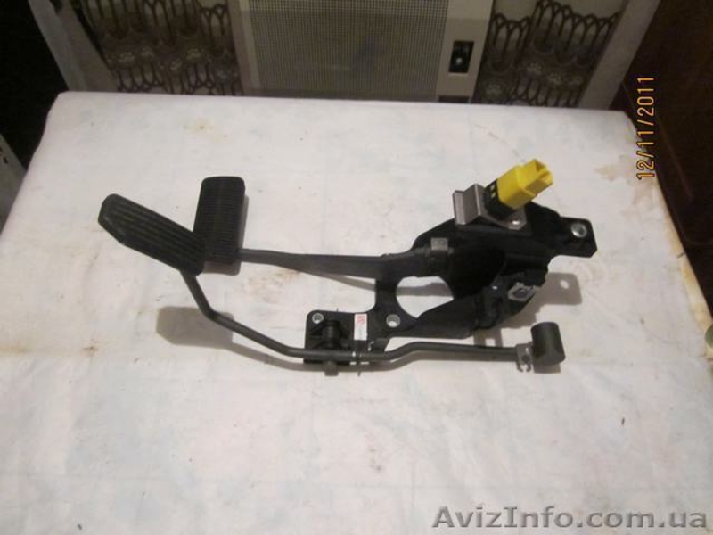 Chevrolet Lacetti 03-12 педали газа и тормоза - <ro>Изображение</ro><ru>Изображение</ru> #1, <ru>Объявление</ru> #1460366