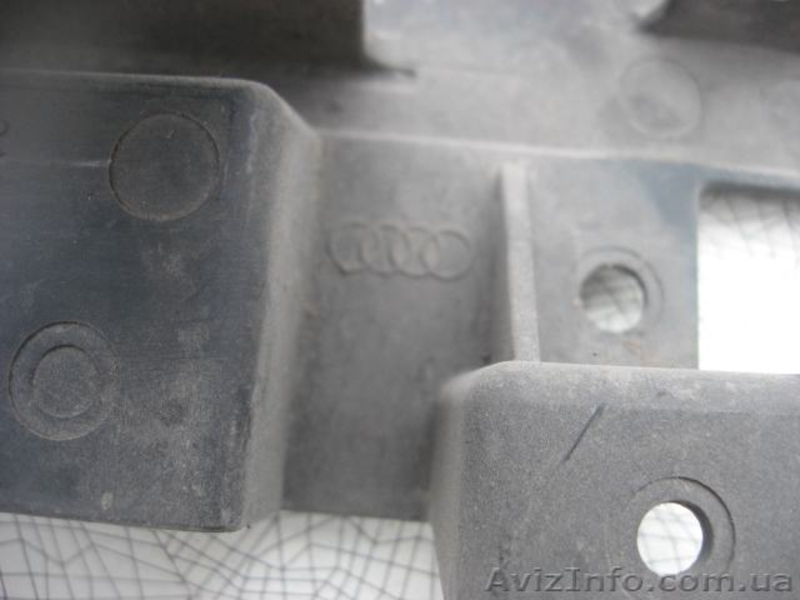 Audi Q7 05-14 Брызговик задний левый 4L0854815 - <ro>Изображение</ro><ru>Изображение</ru> #4, <ru>Объявление</ru> #1460404