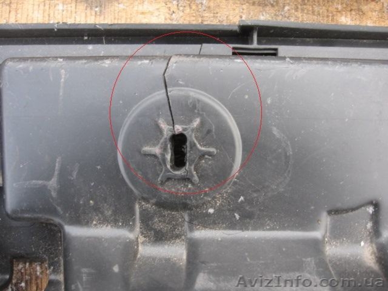 Citroen C4 09-13 кронштейн крепление держатель заднего бампера центральный - <ro>Изображение</ro><ru>Изображение</ru> #3, <ru>Объявление</ru> #1460416