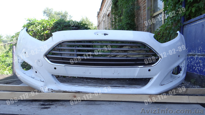 Передний бампер с решеткой Ford Fiesta Форд Фиеста - <ro>Изображение</ro><ru>Изображение</ru> #1, <ru>Объявление</ru> #1476686
