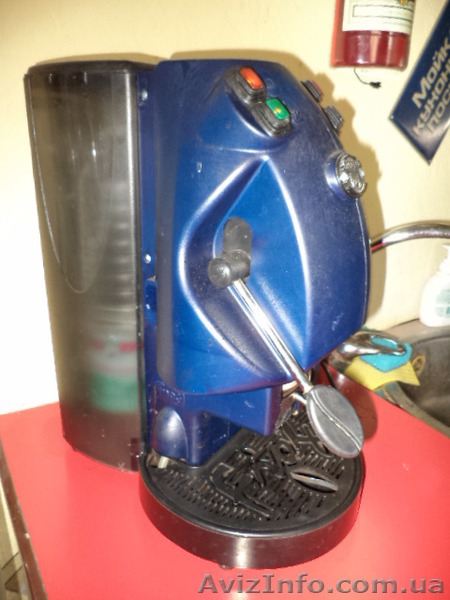  Кофеварка для дома Таблеточный кофе  б у в рабочем состоянии - <ro>Изображение</ro><ru>Изображение</ru> #1, <ru>Объявление</ru> #1484109