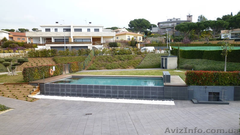 Элитный дуплекс с бассейном и видом на море под Барселоной - <ro>Изображение</ro><ru>Изображение</ru> #3, <ru>Объявление</ru> #1518804