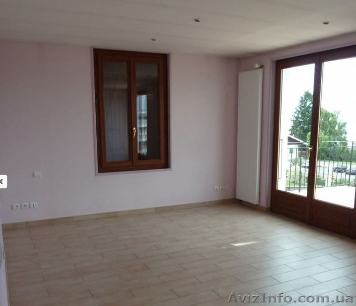 Продается квартира в отличном районе с видом на озеро - <ro>Изображение</ro><ru>Изображение</ru> #3, <ru>Объявление</ru> #1537557