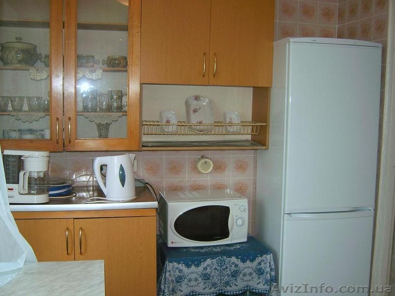 Посуточно. 4-хкомнатеная.(От хозяев)  Центр. 3 спальни. Все есть. - <ro>Изображение</ro><ru>Изображение</ru> #8, <ru>Объявление</ru> #216574