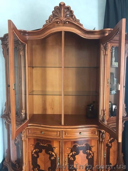 Продам буфет-витрину б/у (Румыния) - <ro>Изображение</ro><ru>Изображение</ru> #4, <ru>Объявление</ru> #1574576