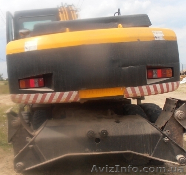 Продаем колесный экскаватор JCB JC 175W, 0,9 м3, 2002 г.в. - <ro>Изображение</ro><ru>Изображение</ru> #8, <ru>Объявление</ru> #1582703