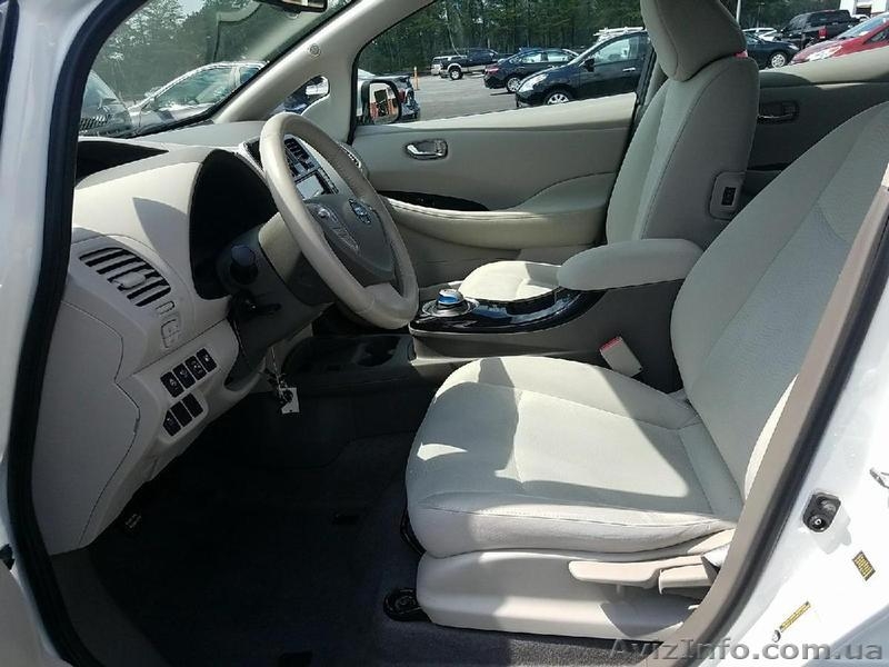 Белоснежный электромобиль Nissan Leaf SV - <ro>Изображение</ro><ru>Изображение</ru> #4, <ru>Объявление</ru> #1587543