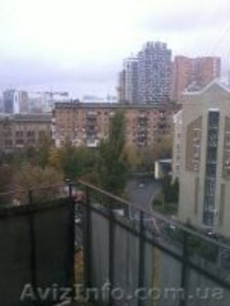 Продажа видовой квартиры 34 м2 на Нижнем Печерске  $ 45500 - <ro>Изображение</ro><ru>Изображение</ru> #4, <ru>Объявление</ru> #1593940