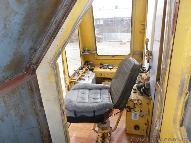 Предоставляем услуги гусеничного крана МКГ-40, 40 тонн, 1996 г.в. - <ro>Изображение</ro><ru>Изображение</ru> #7, <ru>Объявление</ru> #1602059