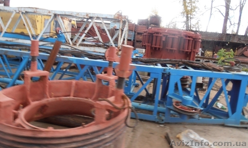 Предоставляем услуги гусеничного крана МКГ-40, 40 тонн, 1996 г.в. - <ro>Изображение</ro><ru>Изображение</ru> #10, <ru>Объявление</ru> #1602059