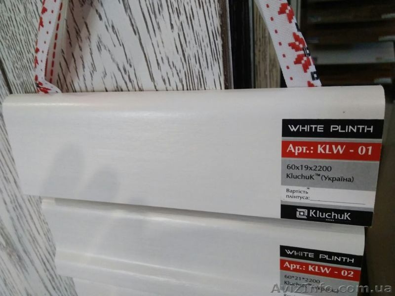 Монтаж установка плинтуса МДФ, деревянного Киев и область - <ro>Изображение</ro><ru>Изображение</ru> #4, <ru>Объявление</ru> #1605075