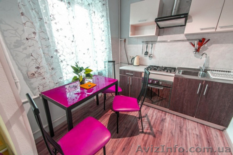 Посуточно квартира на Бажова - <ro>Изображение</ro><ru>Изображение</ru> #1, <ru>Объявление</ru> #1612068