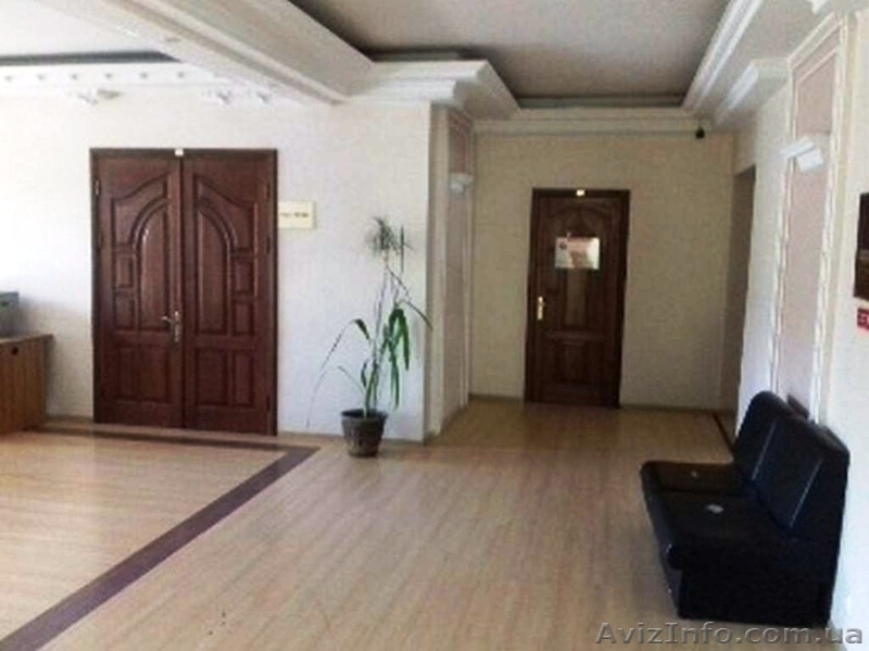 Соломинский район 3-х этажного отдельностоящего здания.  - <ro>Изображение</ro><ru>Изображение</ru> #4, <ru>Объявление</ru> #1618981