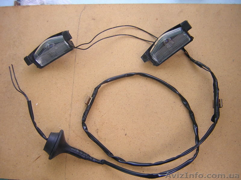 Фонари автомобильные комплект с проводкой 12v  5W - <ro>Изображение</ro><ru>Изображение</ru> #1, <ru>Объявление</ru> #1626404