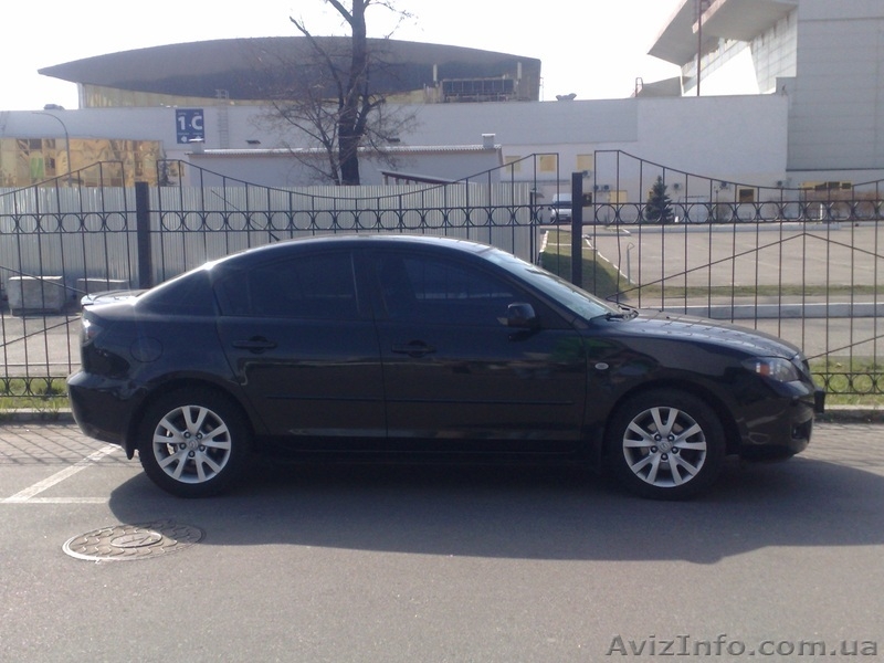 продам седан Мазда 3 черного цвета - <ro>Изображение</ro><ru>Изображение</ru> #3, <ru>Объявление</ru> #1641329