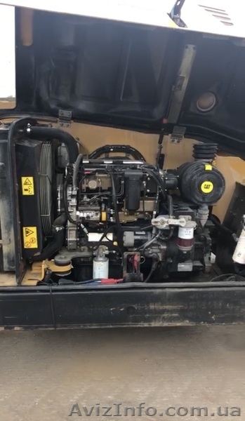 Продаем колесный телескопический погрузчик Caterpillar TH337, 7,3 м., 2010 г.в. - <ro>Изображение</ro><ru>Изображение</ru> #7, <ru>Объявление</ru> #1641000