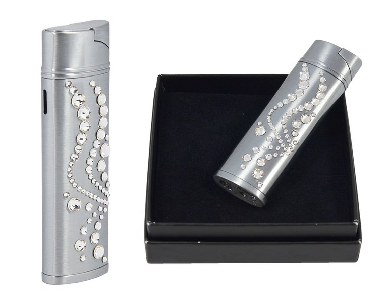 Уникальная коллекция зажигалок обклееных вручную кристаллами Сваровски купить оп - <ro>Изображение</ro><ru>Изображение</ru> #2, <ru>Объявление</ru> #1653898