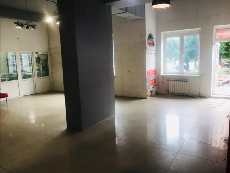 ФАСАДНОЕ Помещение 1 этаж, хороший ТРАФИК! Фасадный вход, Харьковское шоссе 152 - <ro>Изображение</ro><ru>Изображение</ru> #4, <ru>Объявление</ru> #1658627