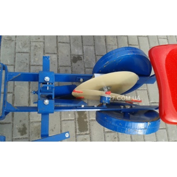 Рассадопосадочная машина AGROMAX S237 (Польша) - <ro>Изображение</ro><ru>Изображение</ru> #4, <ru>Объявление</ru> #1659256