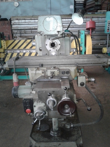 Продаю горизонтально-консольно-фрезерный станок мод. 6Р81Г      - <ro>Изображение</ro><ru>Изображение</ru> #4, <ru>Объявление</ru> #1648646