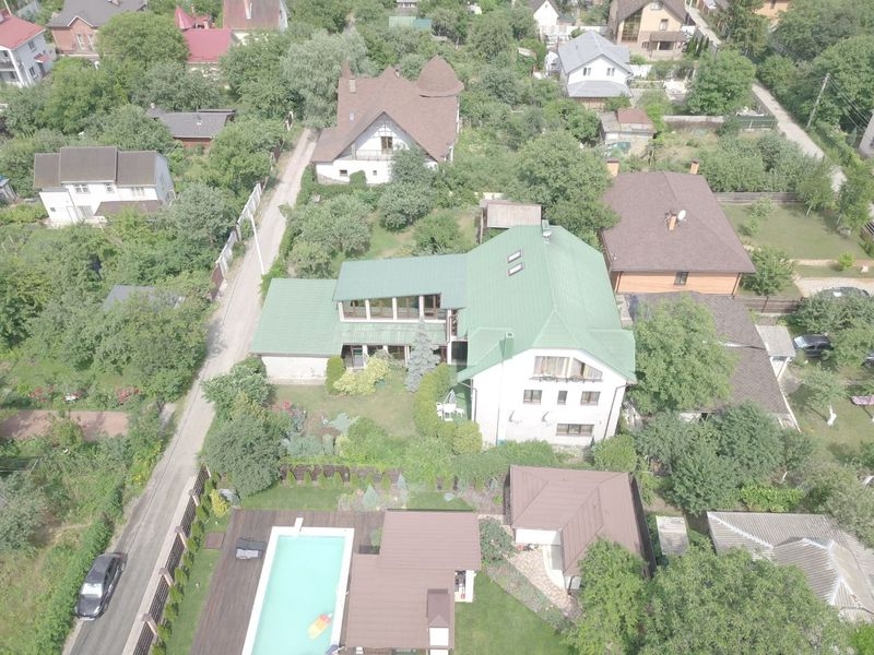 Уютный комфортабельный коттедж - <ro>Изображение</ro><ru>Изображение</ru> #1, <ru>Объявление</ru> #1660024