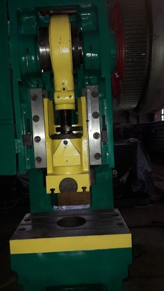 Продам пресс  кривошипный мод.  К 2130C  ус 100 тн   - <ro>Изображение</ro><ru>Изображение</ru> #2, <ru>Объявление</ru> #1665475