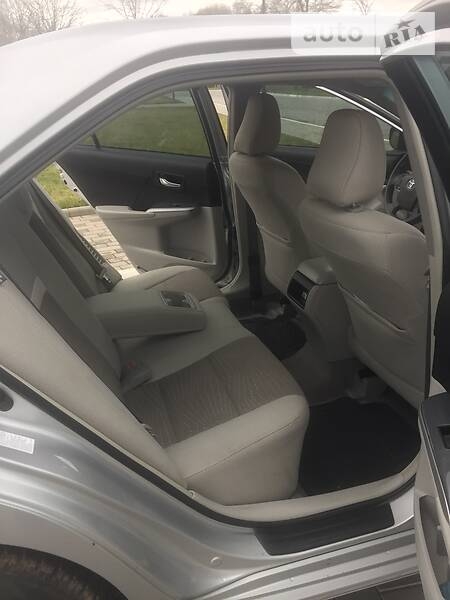 Toyota Camry hybrid 2014 - <ro>Изображение</ro><ru>Изображение</ru> #3, <ru>Объявление</ru> #1675380