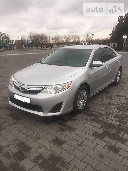 Toyota Camry hybrid 2014 - <ro>Изображение</ro><ru>Изображение</ru> #7, <ru>Объявление</ru> #1675380