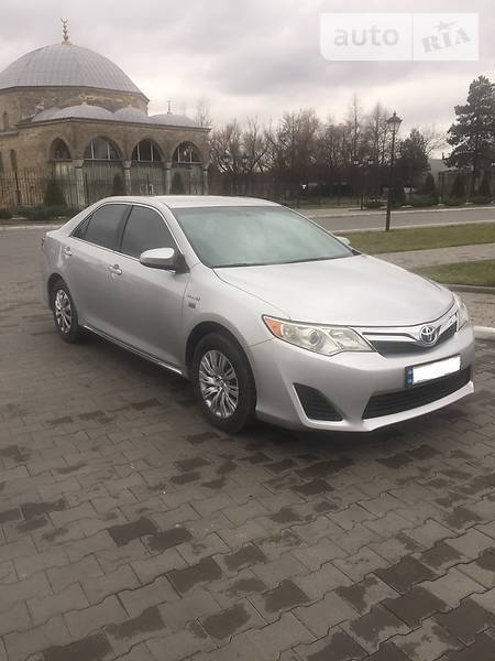 Toyota Camry hybrid 2014 - <ro>Изображение</ro><ru>Изображение</ru> #8, <ru>Объявление</ru> #1675380