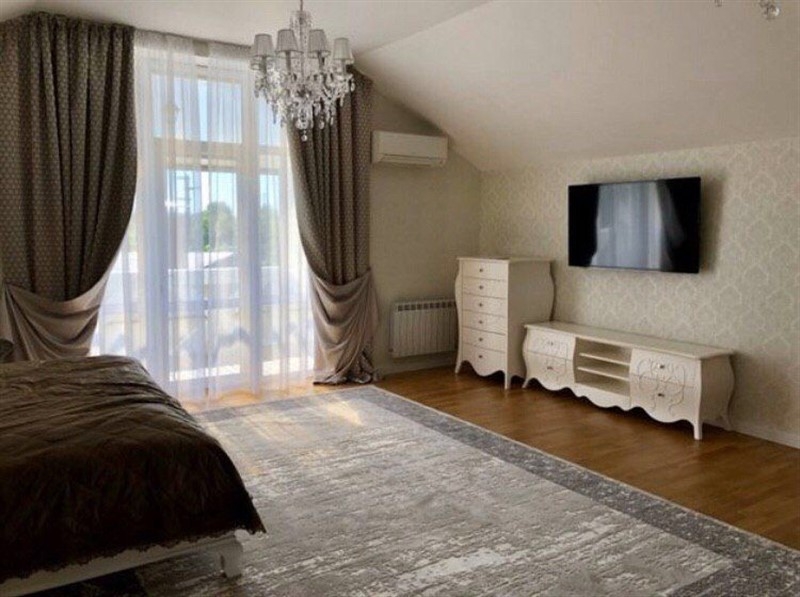 Дом в Киеве, участок 14 соток. Обмен на квартиру в Киеве - <ro>Изображение</ro><ru>Изображение</ru> #1, <ru>Объявление</ru> #1676212