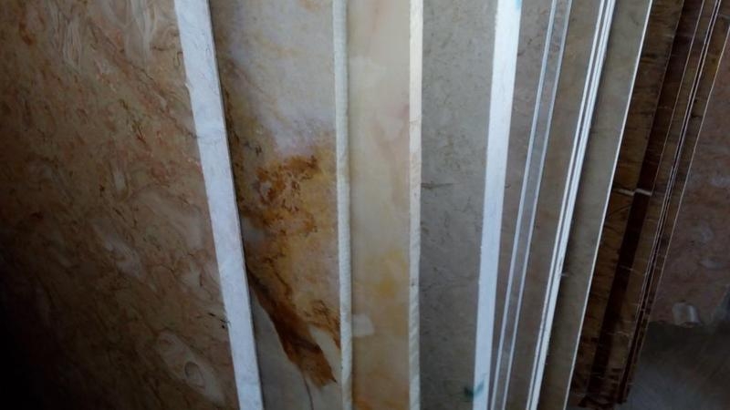 Создатель разукрасил мрамор многообразными тиснениями и изменчивыми цветами.     - <ro>Изображение</ro><ru>Изображение</ru> #4, <ru>Объявление</ru> #1677048