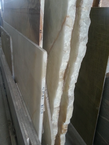 Лидер в  облицовке – волшебный мрамор с нашего склада с эффектными рисунками.    - <ro>Изображение</ro><ru>Изображение</ru> #5, <ru>Объявление</ru> #1677911