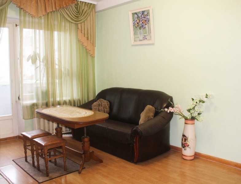 Свободна Квартира посуточно Центр Киева 3х комнатная Дворец Украина - <ro>Изображение</ro><ru>Изображение</ru> #3, <ru>Объявление</ru> #1684063