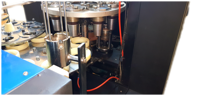 Станок для бумажных стаканов - <ro>Изображение</ro><ru>Изображение</ru> #1, <ru>Объявление</ru> #1684781