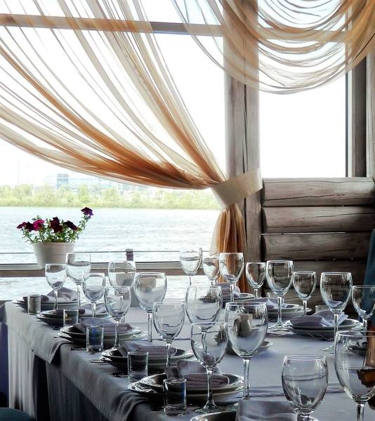 "Замок Выдубичи" - необычный ресторан на воде в центре Киева - <ro>Изображение</ro><ru>Изображение</ru> #4, <ru>Объявление</ru> #1684435