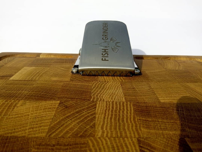 Торцевая дубовая доска с зажимом для чистки рыбы Fish Grinder - <ro>Изображение</ro><ru>Изображение</ru> #3, <ru>Объявление</ru> #1687226