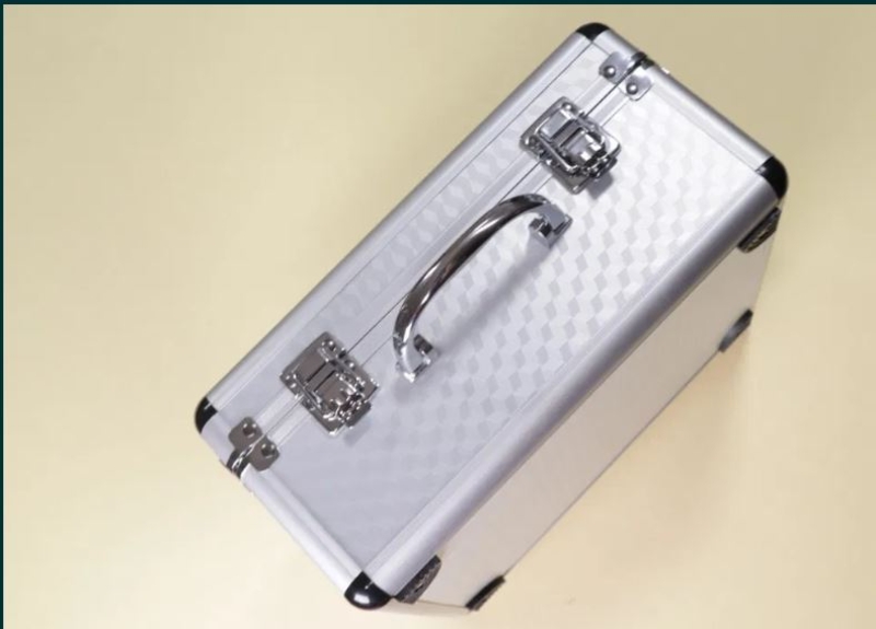 Профессиональный Студийный USB микрофон Maono AU-A04ТС + видеообзор - <ro>Изображение</ro><ru>Изображение</ru> #2, <ru>Объявление</ru> #1695319