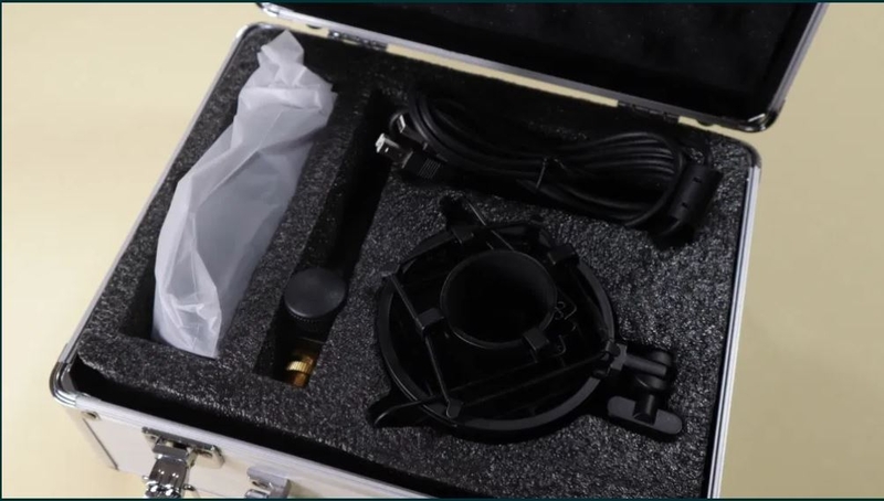 Профессиональный Студийный USB микрофон Maono AU-A04ТС + видеообзор - <ro>Изображение</ro><ru>Изображение</ru> #4, <ru>Объявление</ru> #1695319