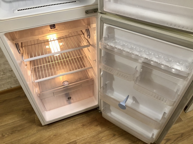 Холодильник Samsung RT30MB 60x60x157. No Frost. Свой. Состояние нового. - <ro>Изображение</ro><ru>Изображение</ru> #8, <ru>Объявление</ru> #1697531