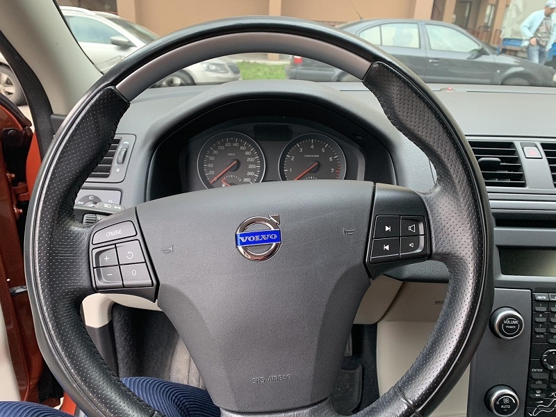 Продам свою машину Вольво С30 - <ro>Изображение</ro><ru>Изображение</ru> #8, <ru>Объявление</ru> #1698152