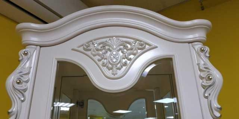 Белая с патиной витрина Коко Шанель NEW с подсветкой - <ro>Изображение</ro><ru>Изображение</ru> #4, <ru>Объявление</ru> #1701614